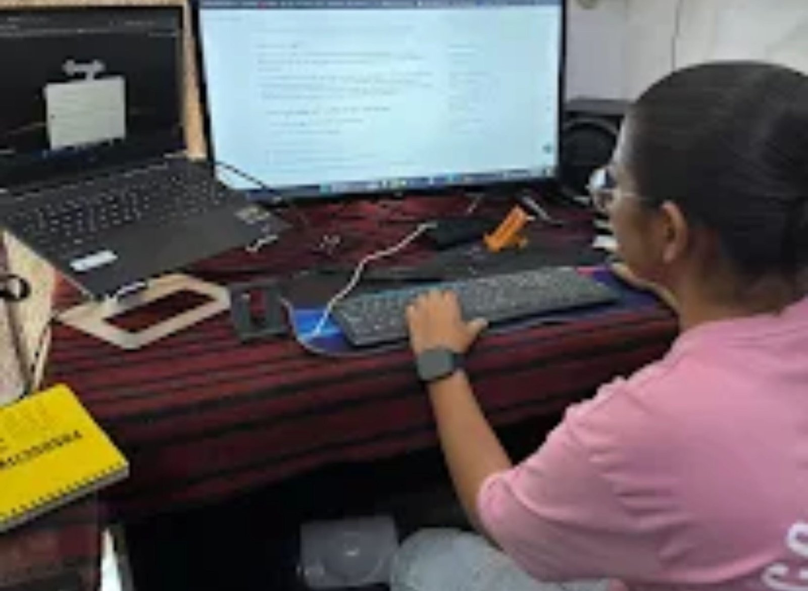 Student learning digital skills in sirsa. Digital marketing training in sirsa